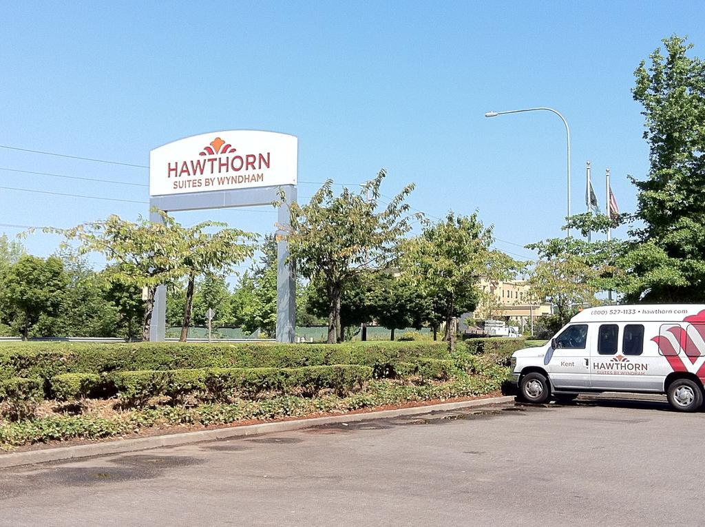 Hawthorn Suites By Wyndham Kent, Wa Exterior foto